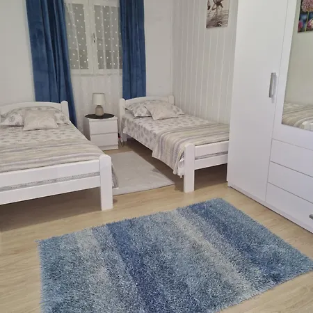 Mendula Appartement *